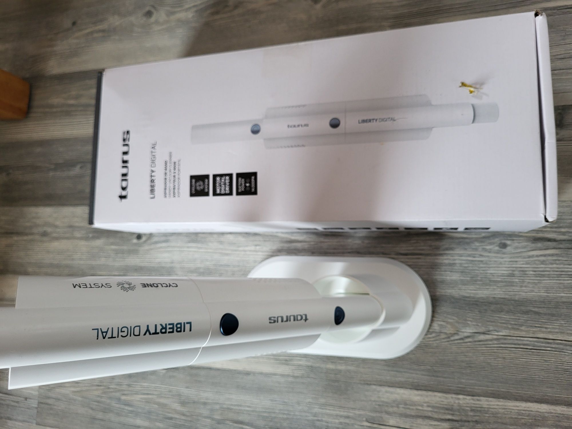 Прахосмукачка Taurus liberty digital cyclone system
