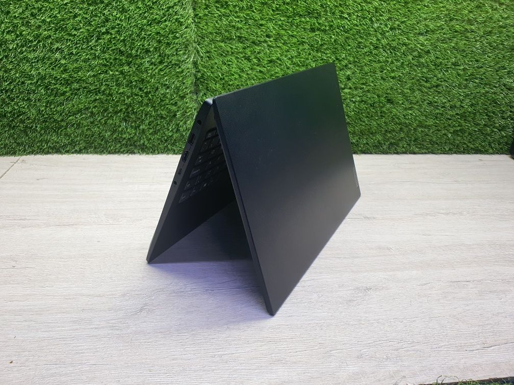 LENOVO BLACK. Kafolati bilan.