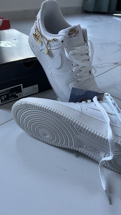 nike airforce 1 gold chain