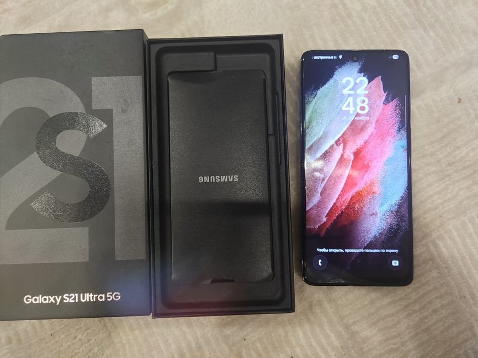 Samsung galaxy s21 ultra- 12 гигов оперативы-128 гигов