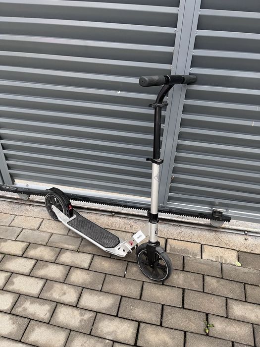Trotineta Oxelo ca noua