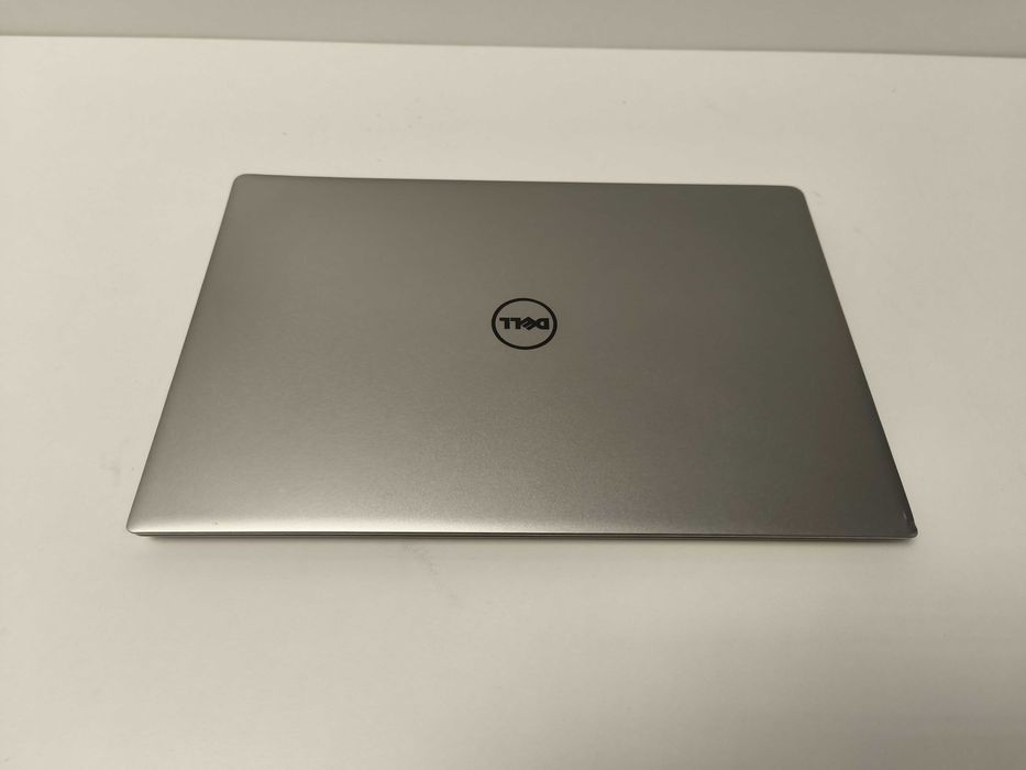 laptop XPS 13 9360 i7 8550U 8GB RAM 256 gb SSD