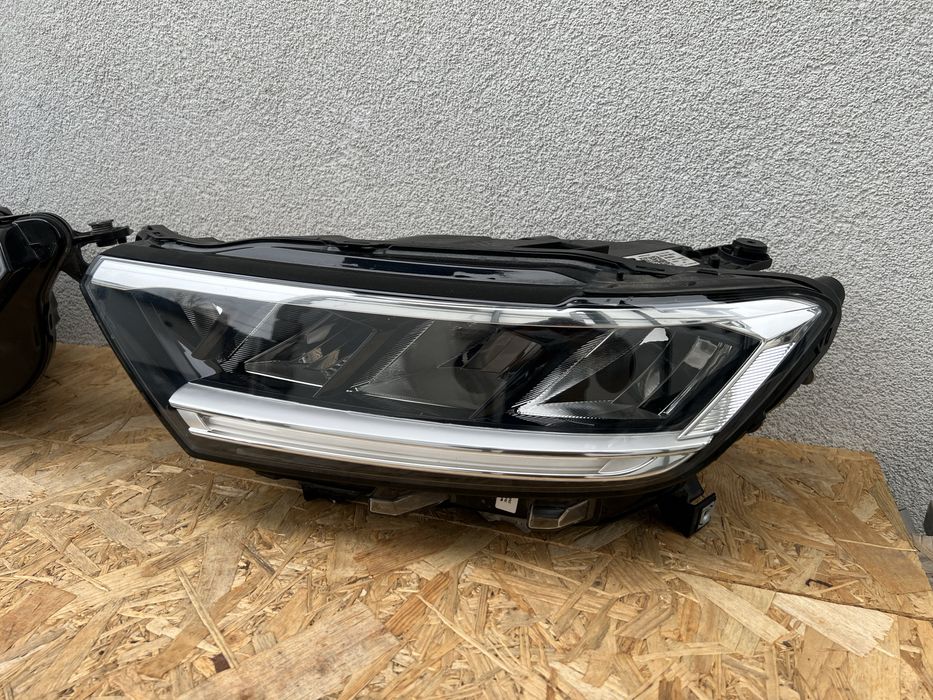 SET Far stanga dreapta VW T-ROC Facelift 2021-2024 Full LED Originale