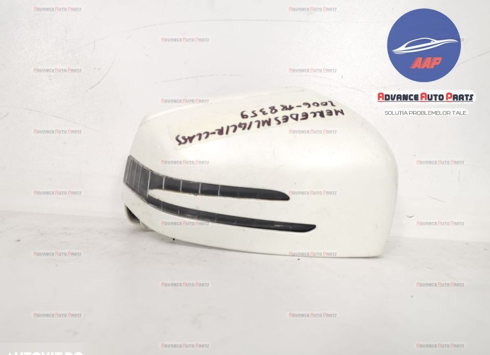 Капак на огледало ляв код A1668200121 - оригинален в добро състояние М