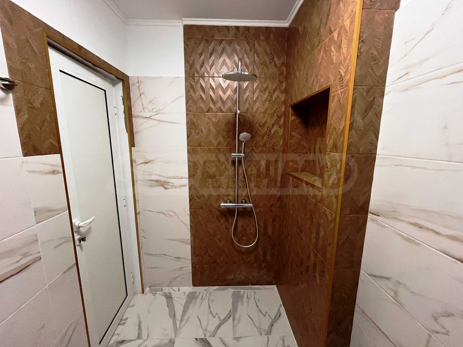 Четиристаен апартамент в Поморие близо до плаж - Център Стар град