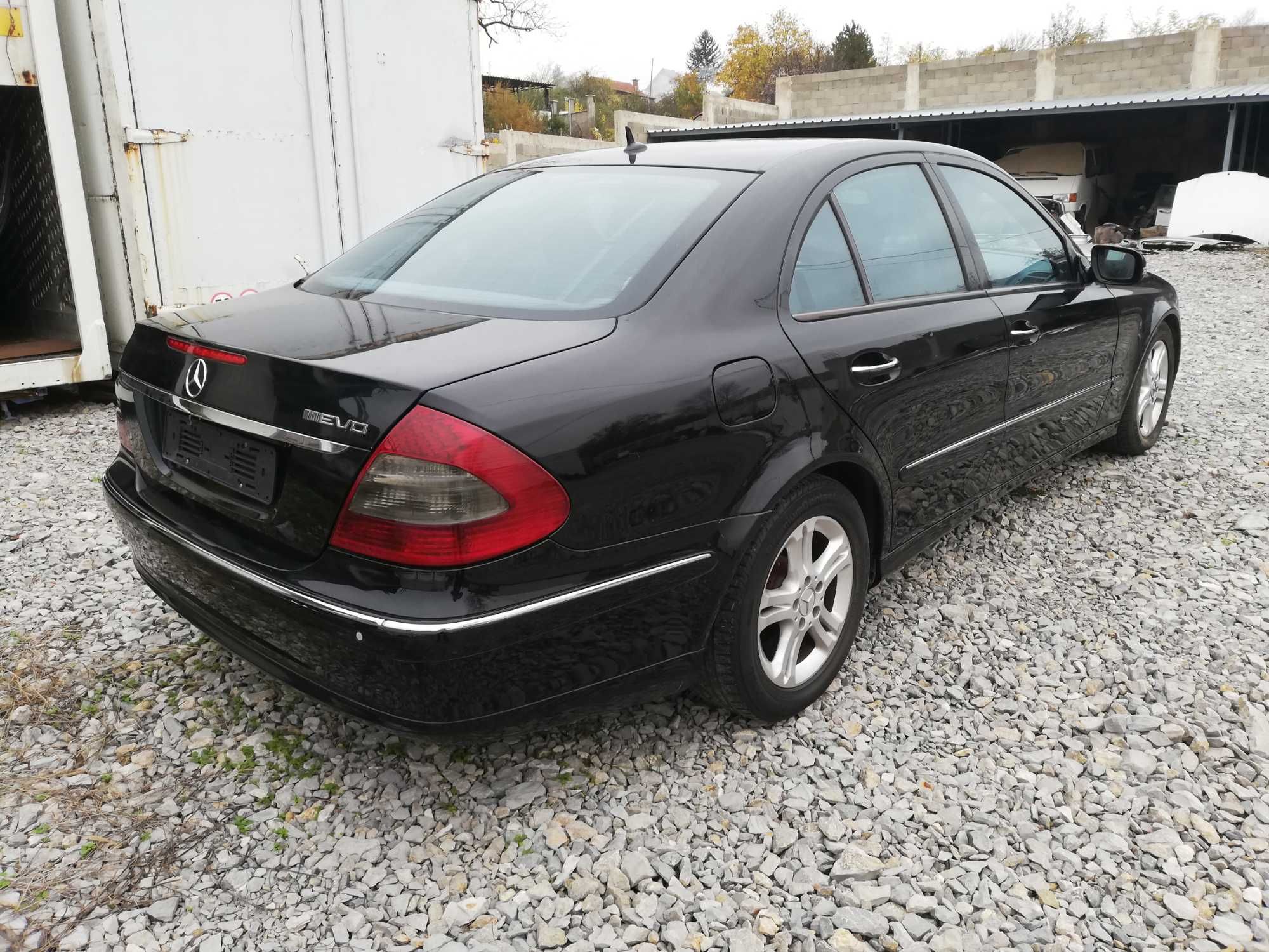 Мерцедес E 220 CDI 170 коня На Части