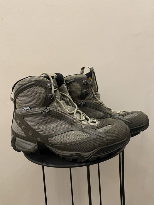 Дамски туристически обувки Aku