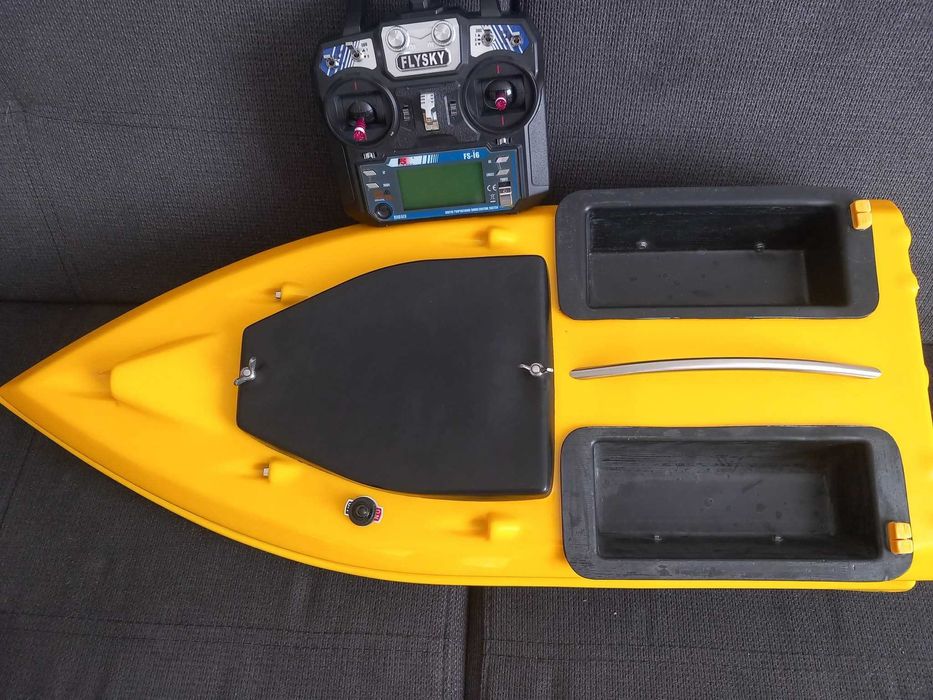 Продавам лодка за захранка