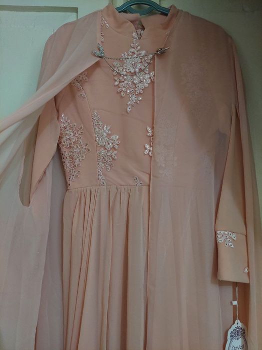 Вечернее платье новое