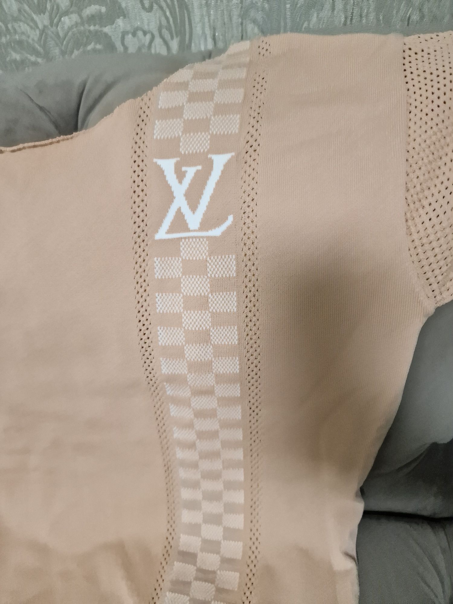 Bluza Louis Vuitton marimea XL