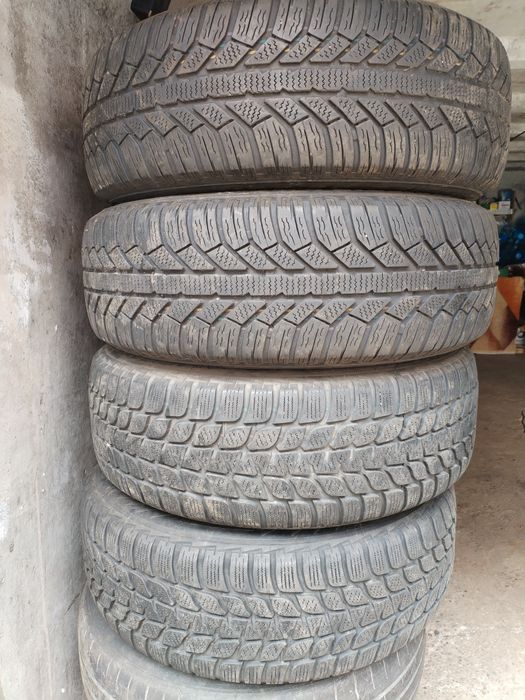 Продавам гуми със джанти