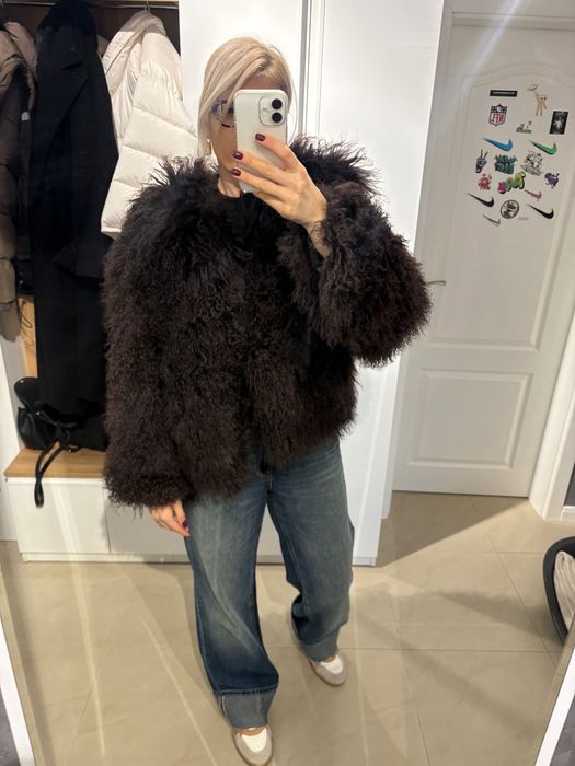 Чисто ново палто с естествен косъм на лама размер S