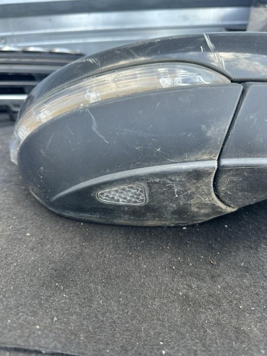 Дясно огледало VW Passat 7  Пасат 7 затъмняващо с ел прибиране и мигач