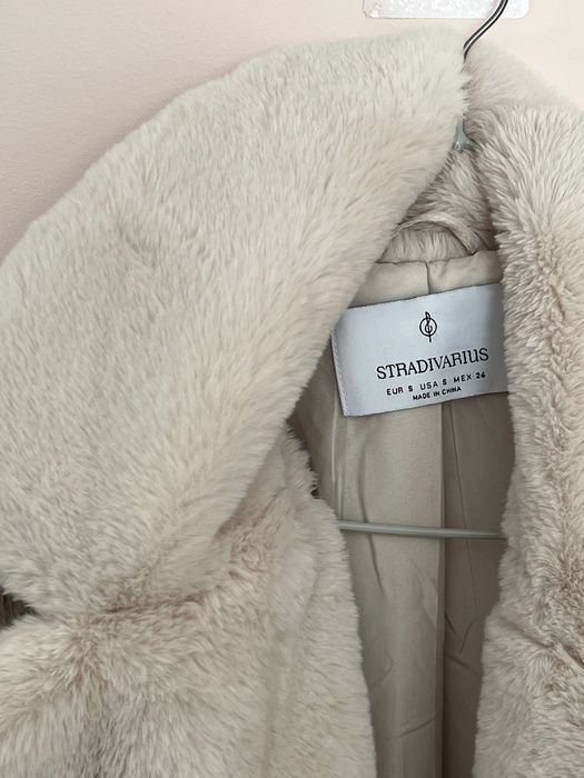 Палто от Stradivarius - ново