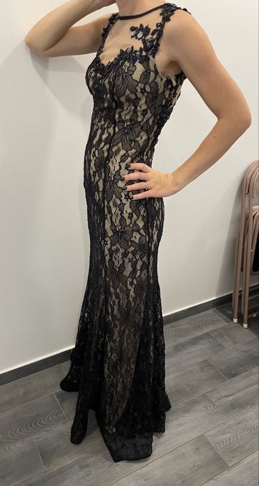 Елегантна вечерна дълга рокля