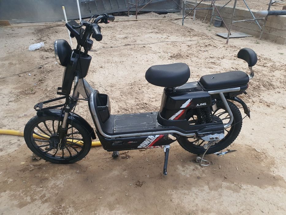 Elektro skuter sotiladi 200$ ga bervoraman
