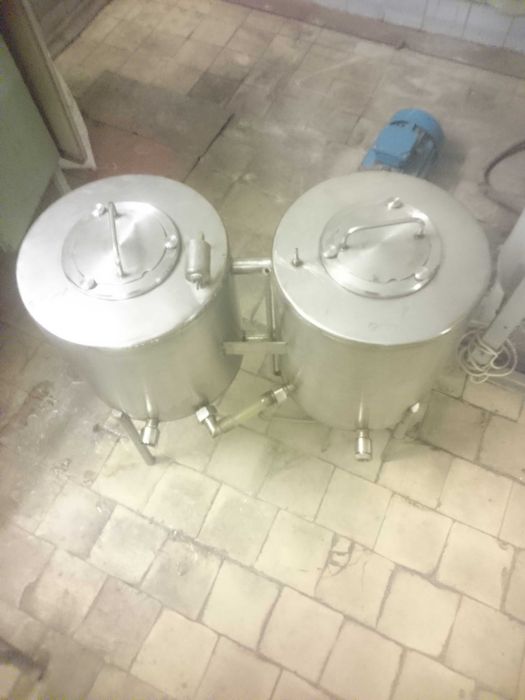 Ёмкости нержавейка сдвоенные 80 л. Для разных технологических процесс.