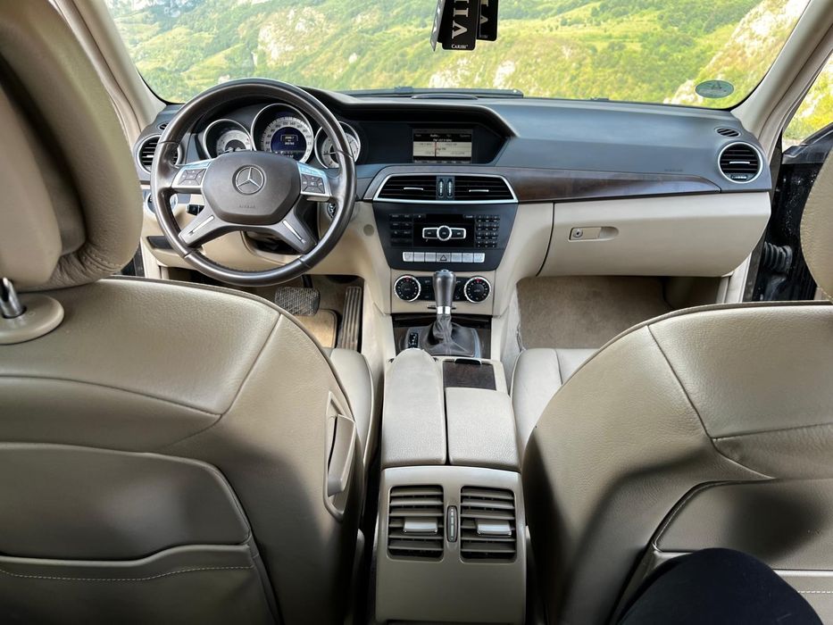 Mercedes C class w204 facelift 2012