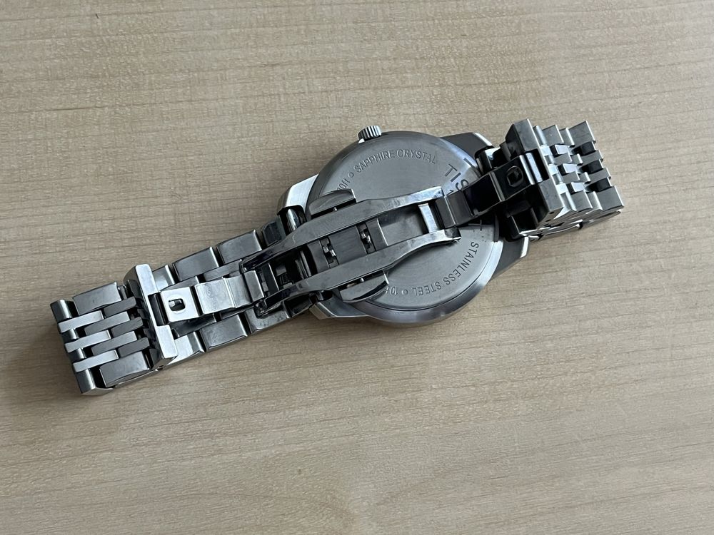 Швейцарски часовник Tissot PR100
