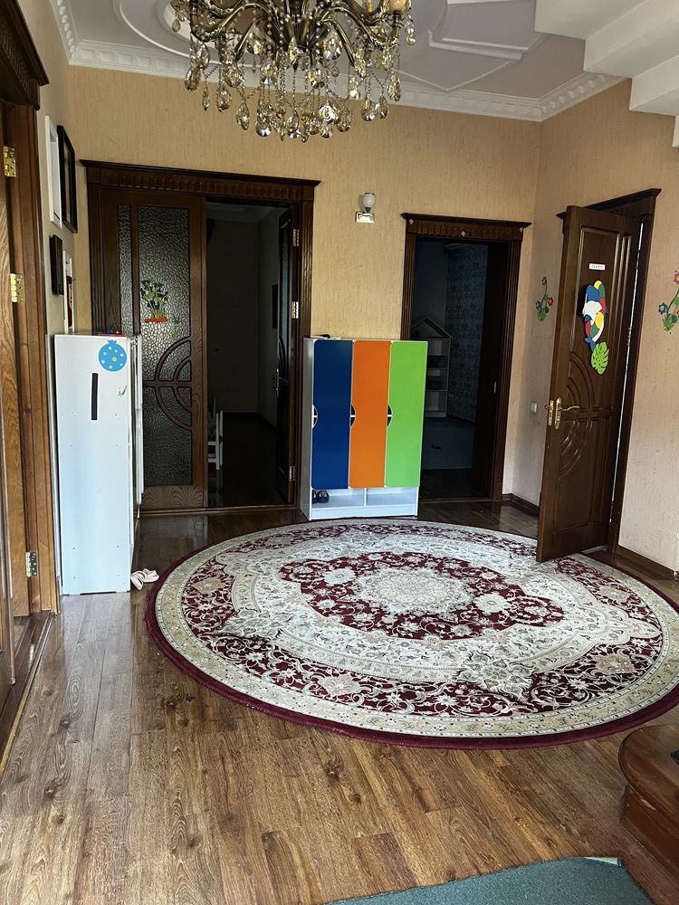 Продаеться дом бодомзар