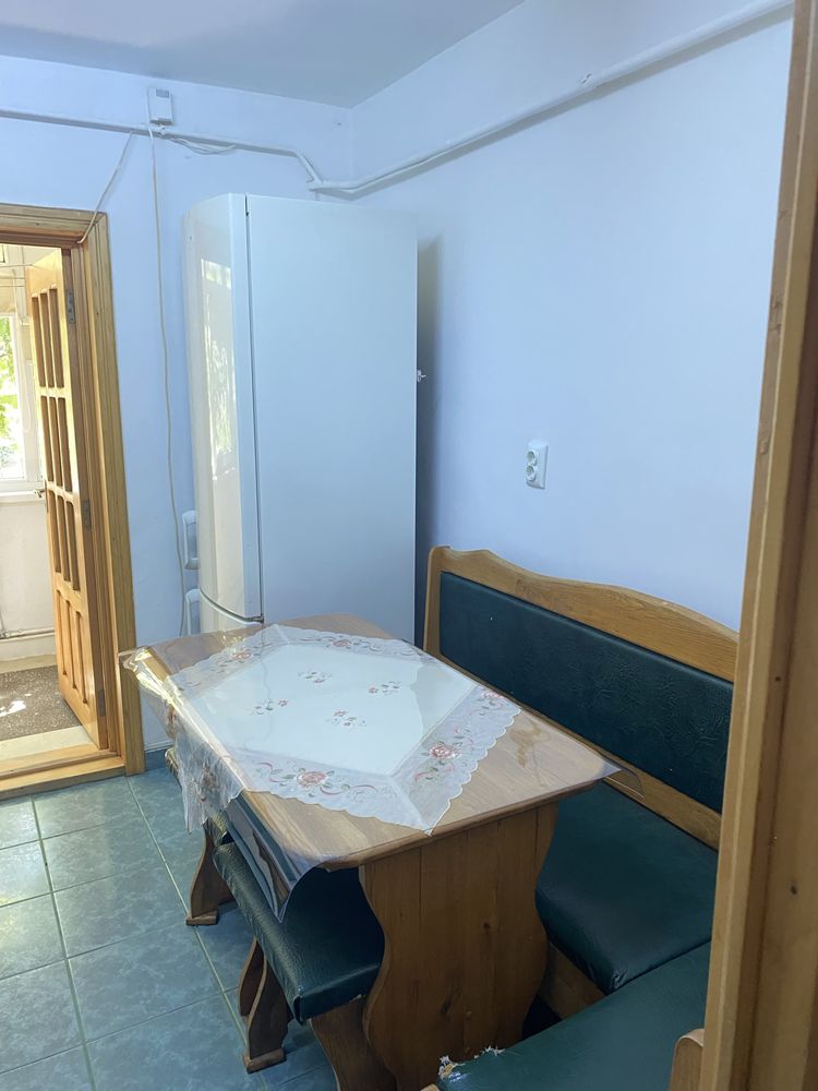Inchiriez apartament-2 camere, Botosani