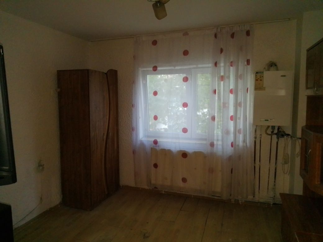 Garsonieră de vânzare