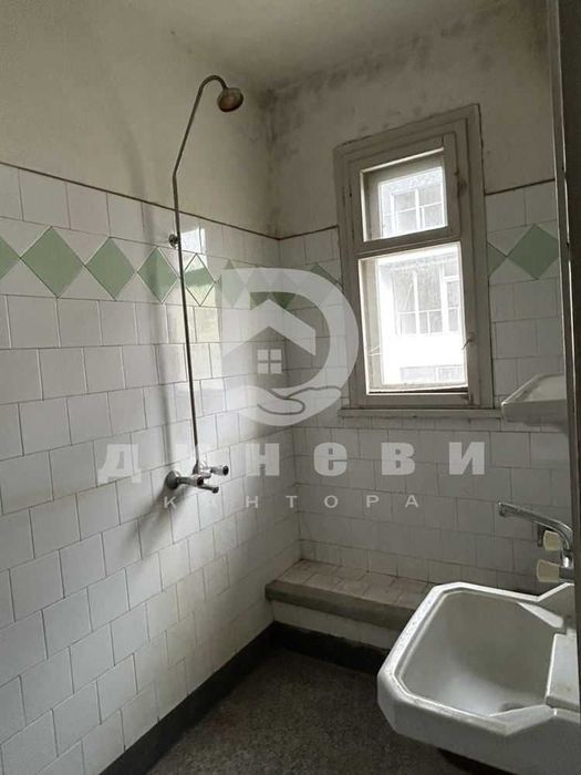 Многостаен апартамент в Центъра