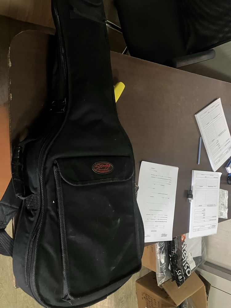 Китара YAMAHA CS-40