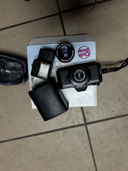 Vând Set Cameră Foto Pentax Auto 110 - Stare Excelentă