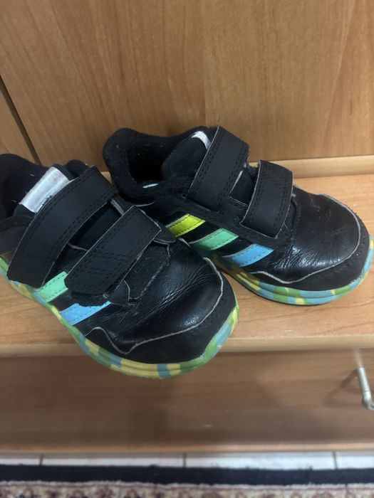 Кожени маратонки адидас