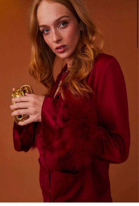 Jayley Lounge Pijama cu pene matase rosu burgund