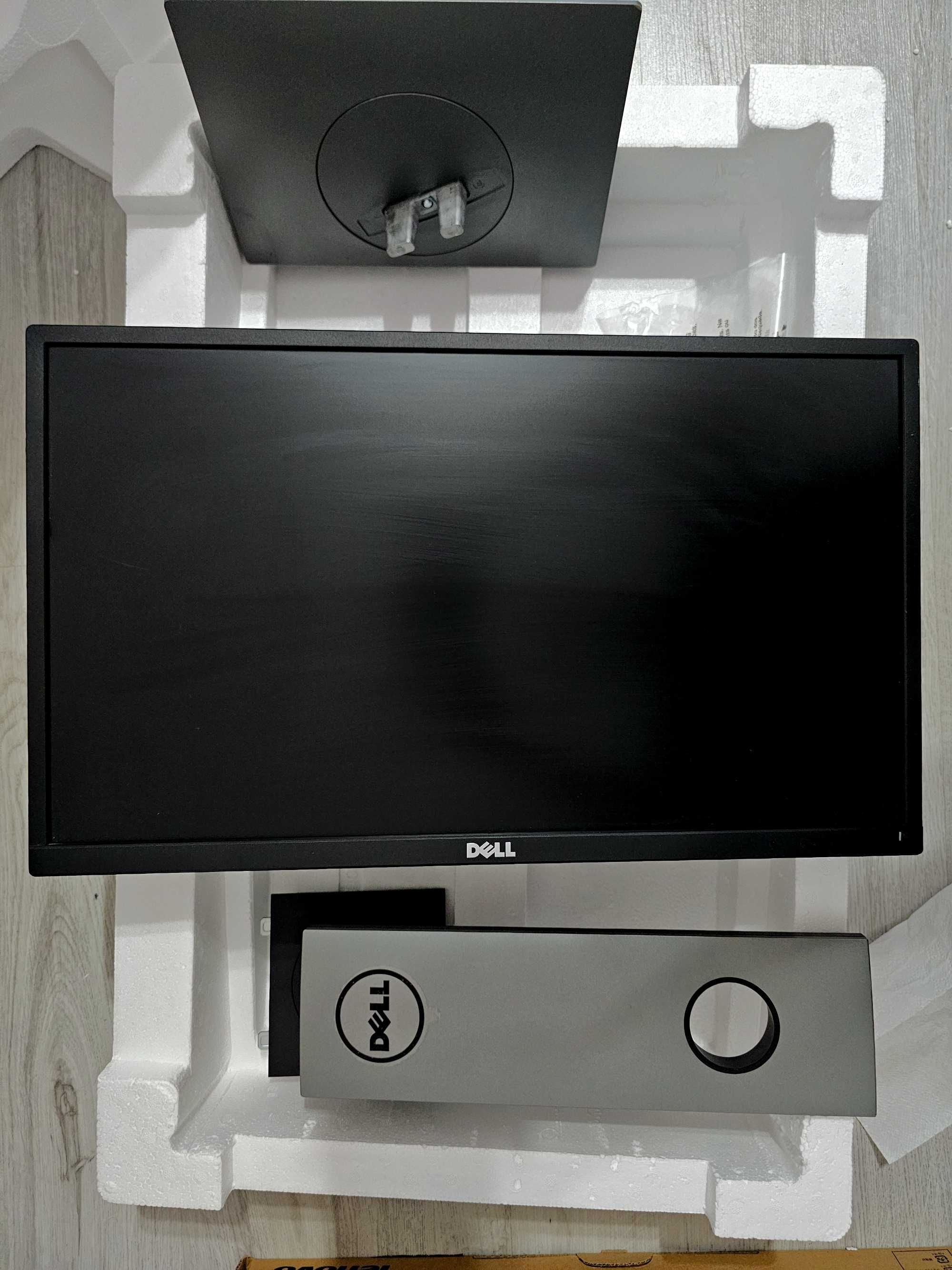 Monitor Dell - Model P2217H, Diagonală 21,5 inci