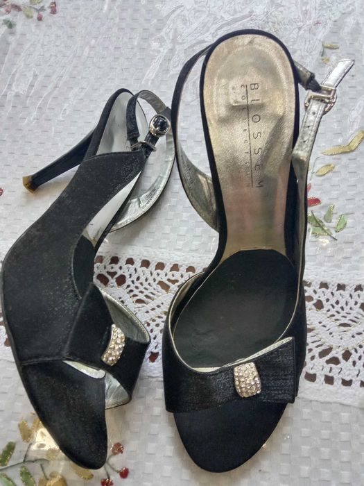 продаются туфли  женские