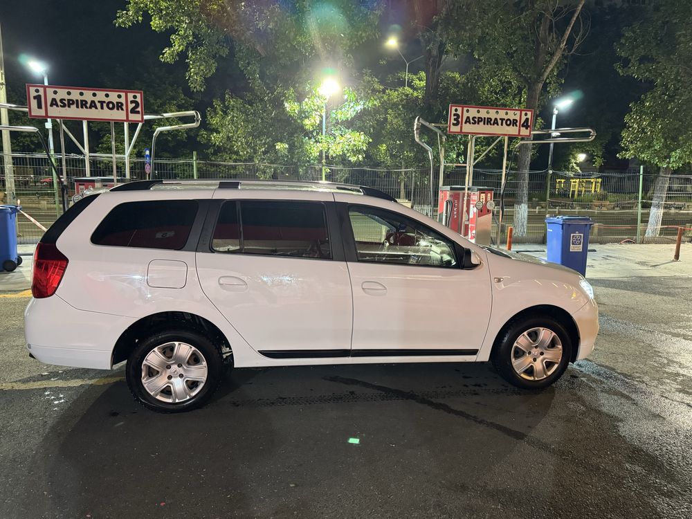 Vând Dacia Logan Mcv