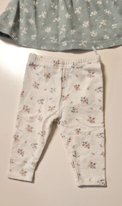 Сет за момиче C&A, размер 62 - рокличка, клин и панделка