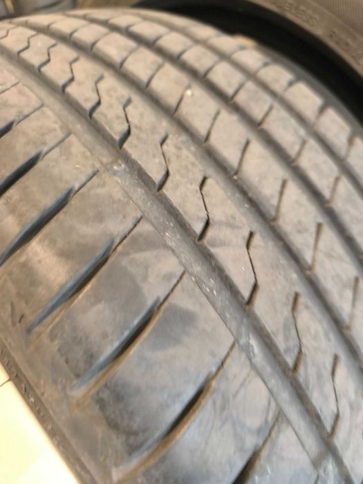 Летни гуми Firestone Roadster 225/45 R17 ДОТ 03/23 като нови