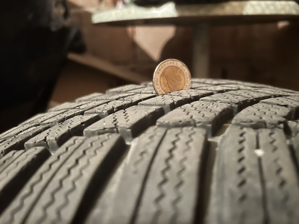 4 Зимни гуми Зимни Гуми BRIDGESTONE BLIZZAK LM005 225/45R18