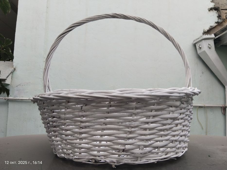 Плетеная корзина большая