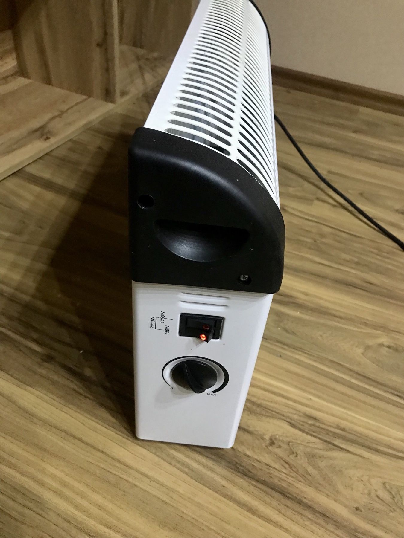 Конвекторна печка TERMOMAX 2000W