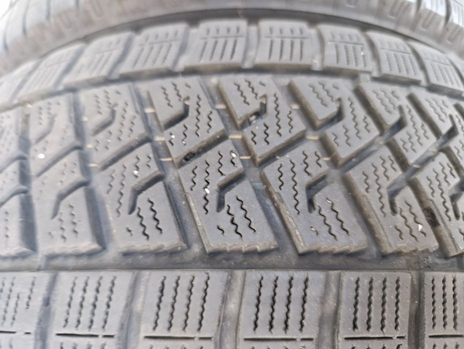 Зимни гуми LASSA 205/65/16 C dot 3723