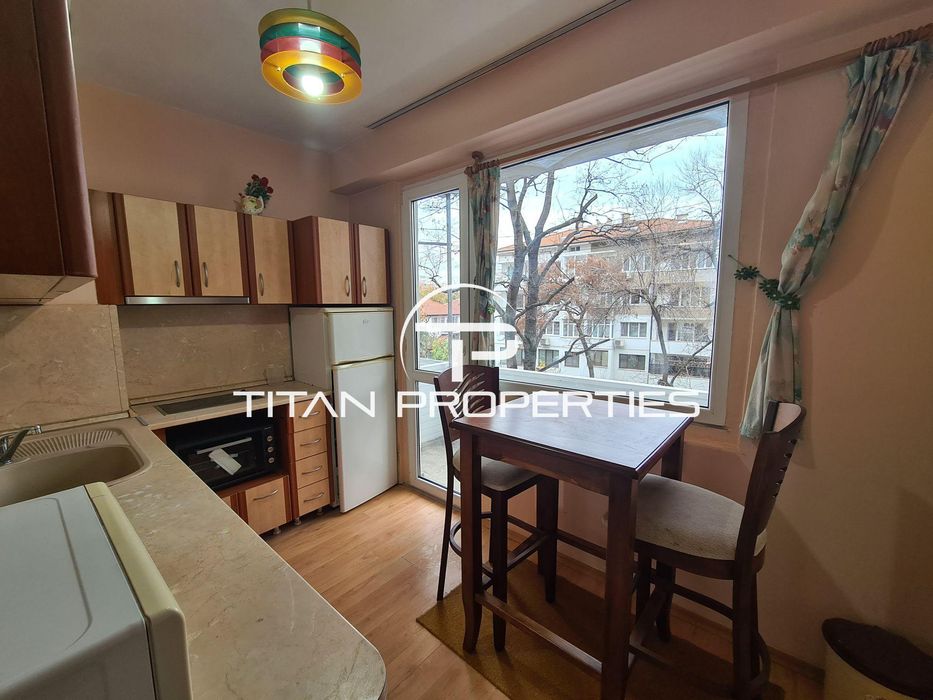 Продава се Тристаен апартамент в Пловдив, Южен - 60 кв.м за 2034 €/кв.м - Снимка #4