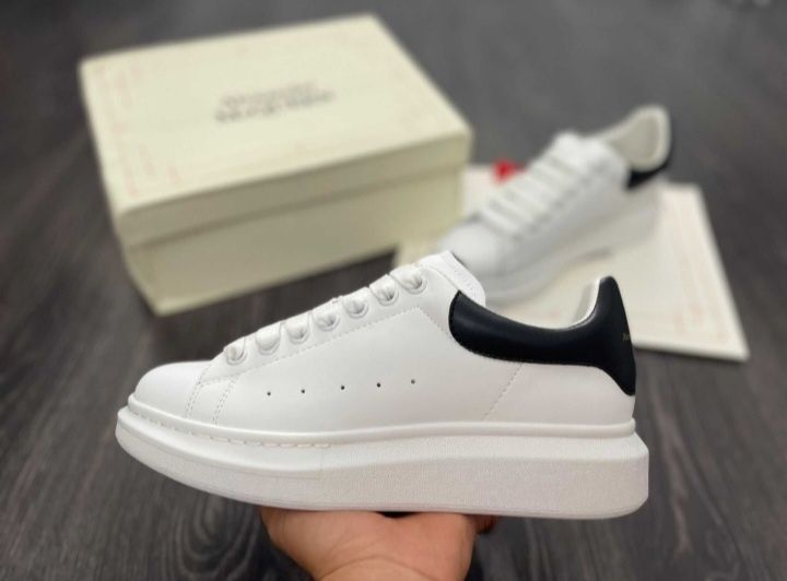 Alexander Mcqueen low albi