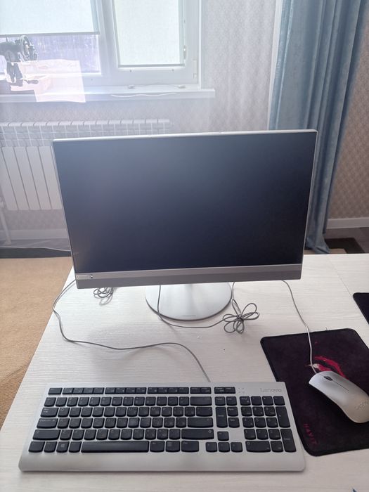 Продам моноблок Lenovo