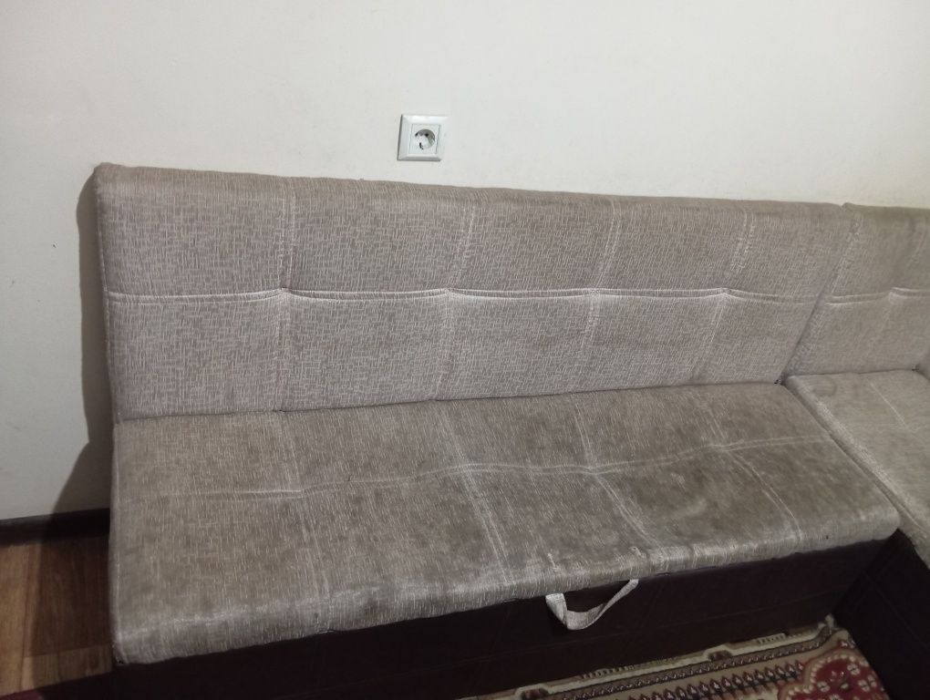 Divan Shkaf Oshxona Mebeli