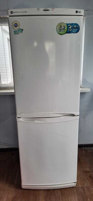 Двухкамерный холодильник LG Total No Frost. Высота 171см. Цвет: белый