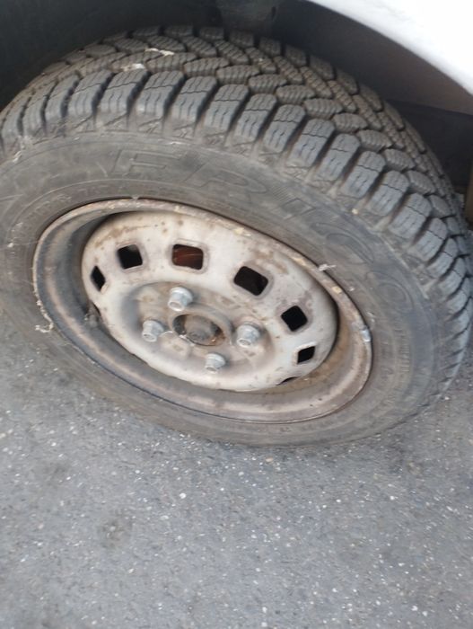 Roti cu jante 145 70 13 Matiz 4buc iarna