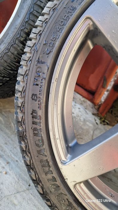 Зимни гуми Goodyear