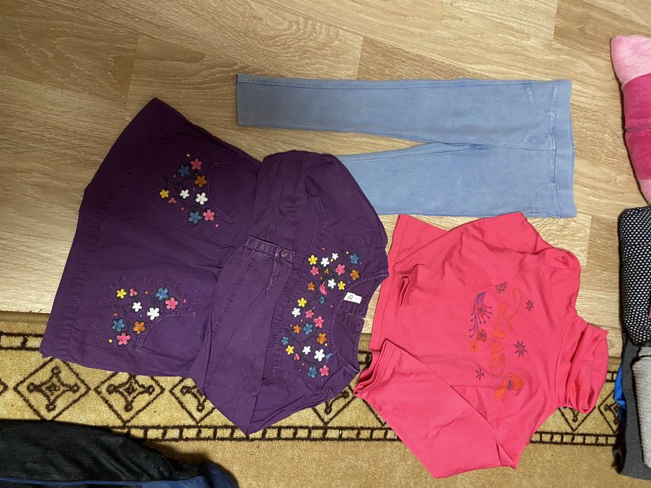 Lot haine fetită 4-5 ani