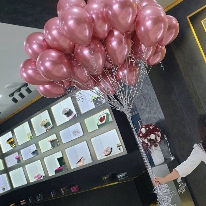 Оформление шарами Воздушные шар (geliviy gazli uchar shar)