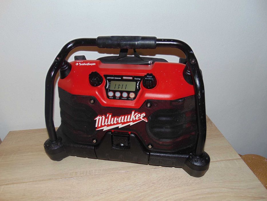 Milwaukee JSR1218 radio de santier